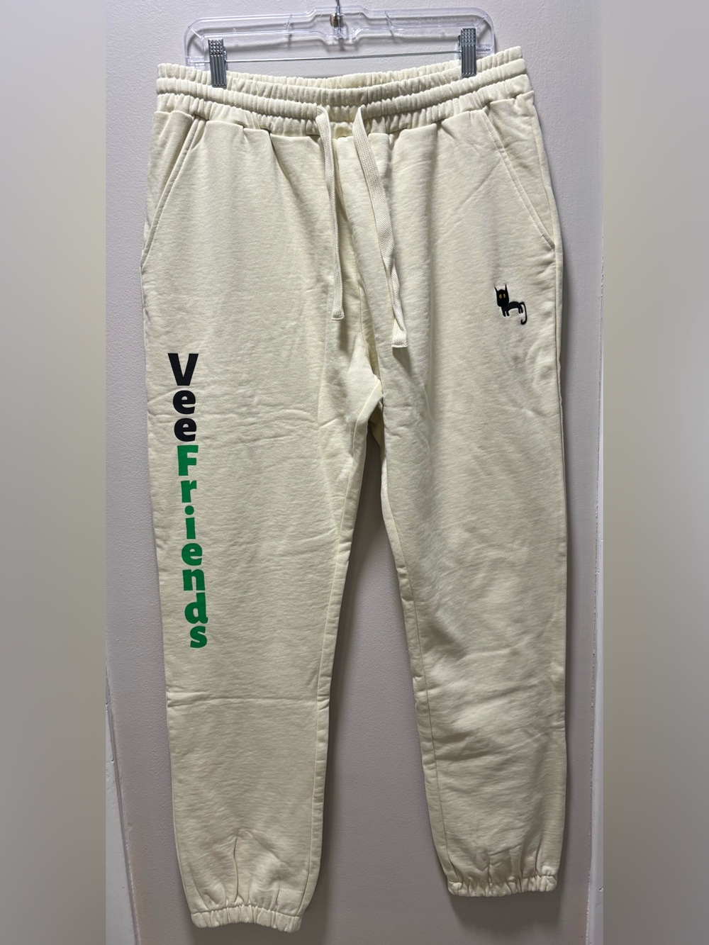 Veefriends Very Lucky Black Cat Cream Classic Sweatpants Men’s New Tagged